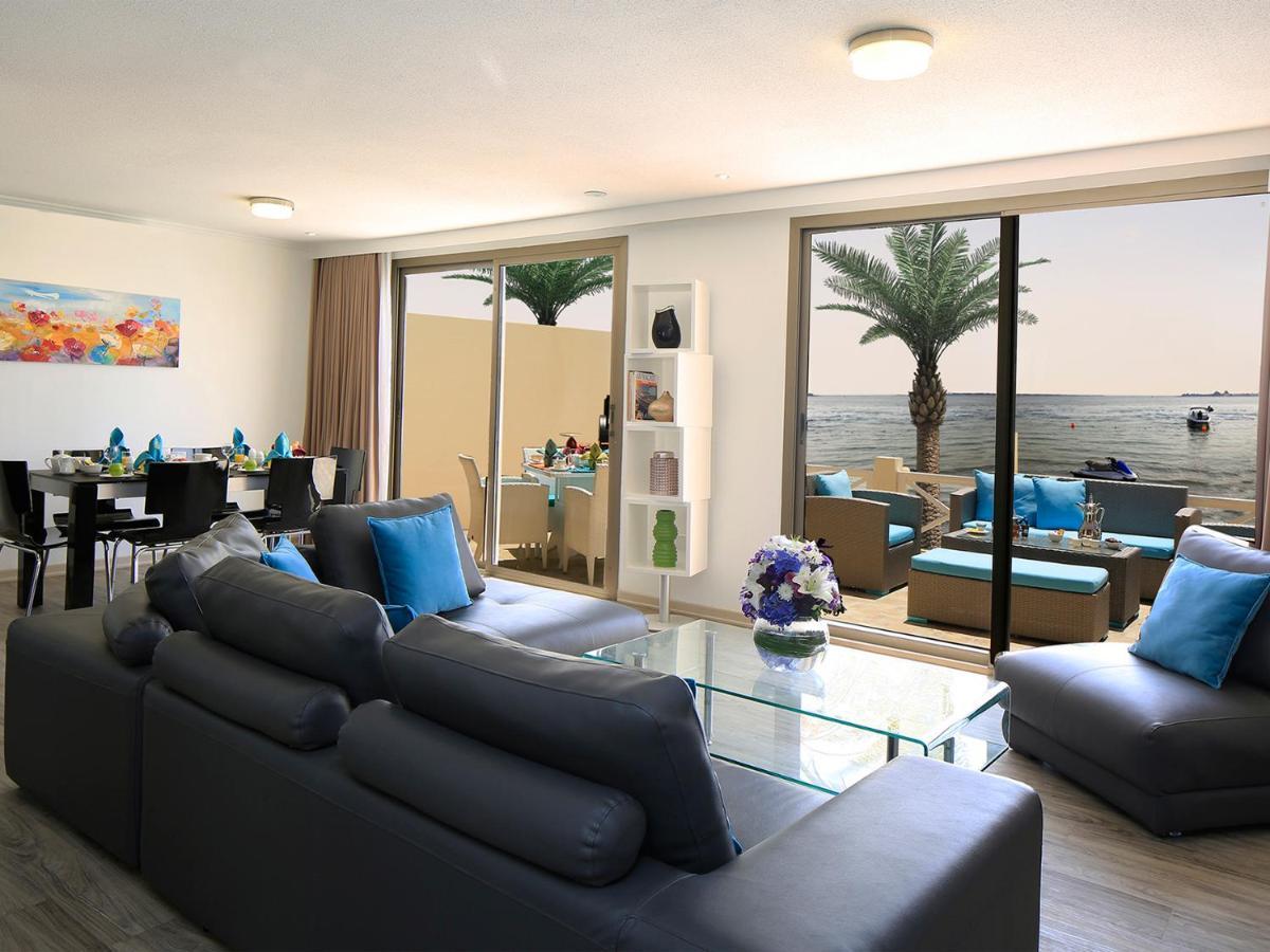 Two-Bedroom Sunset Villa Sea View