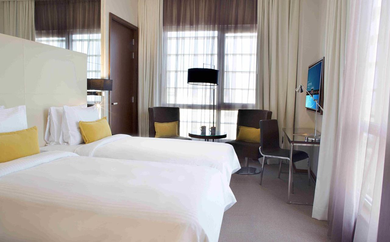 Centro Twin Room