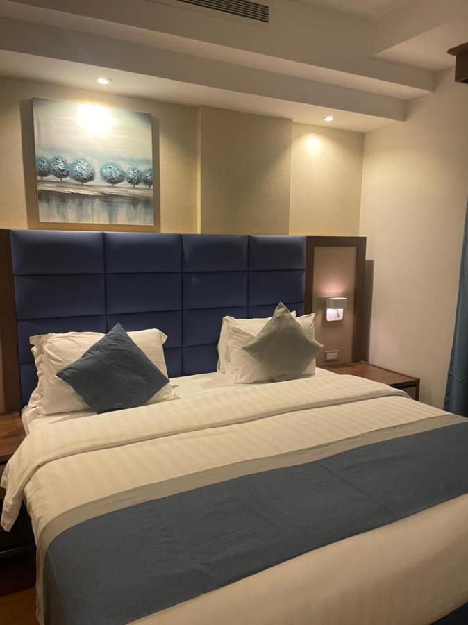 Two-Bedroom Deluxe Apartment