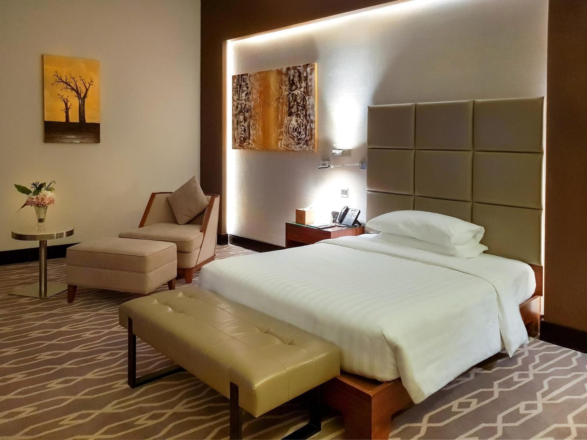 Superior Double Room King Bed