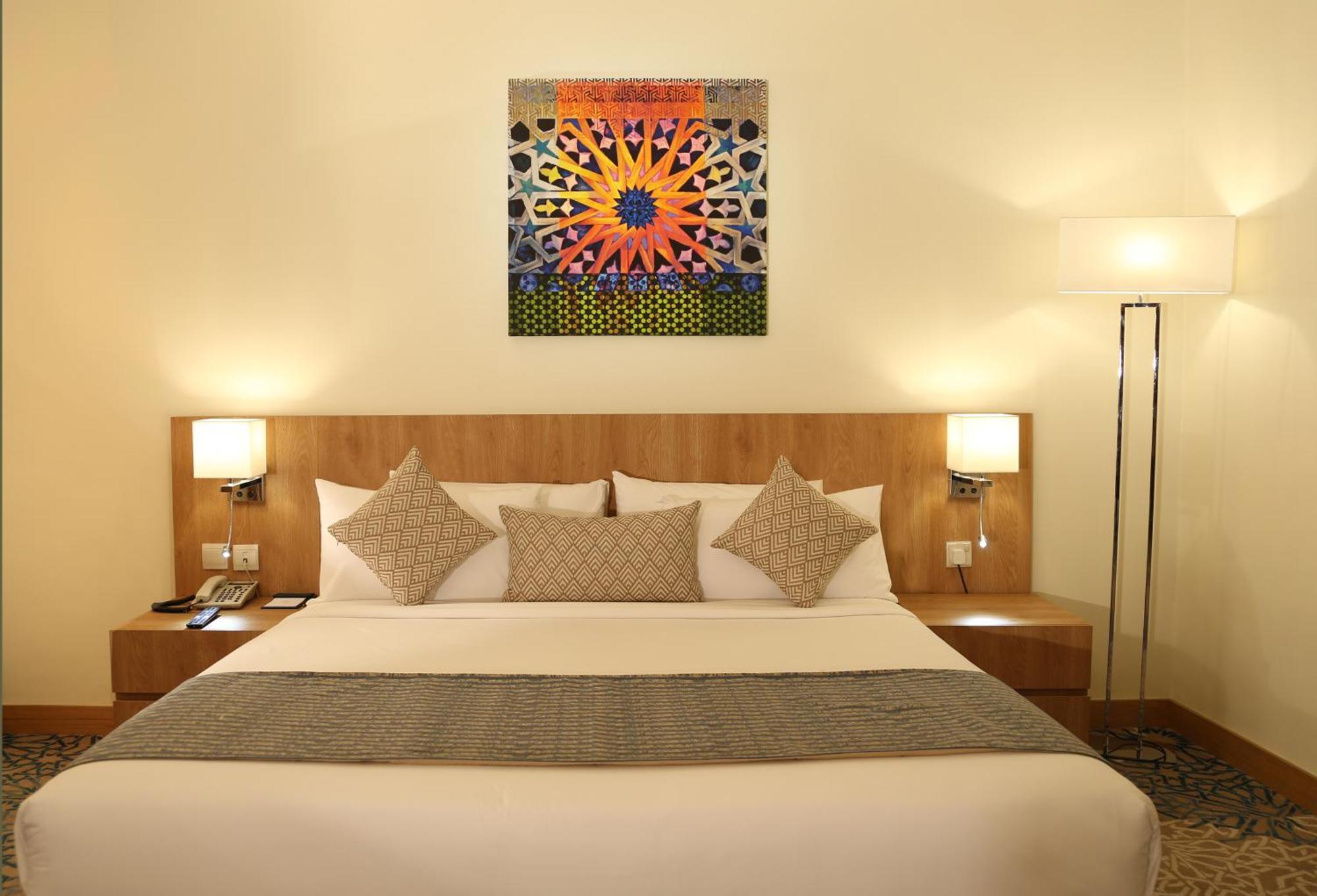 Standard Queen Room