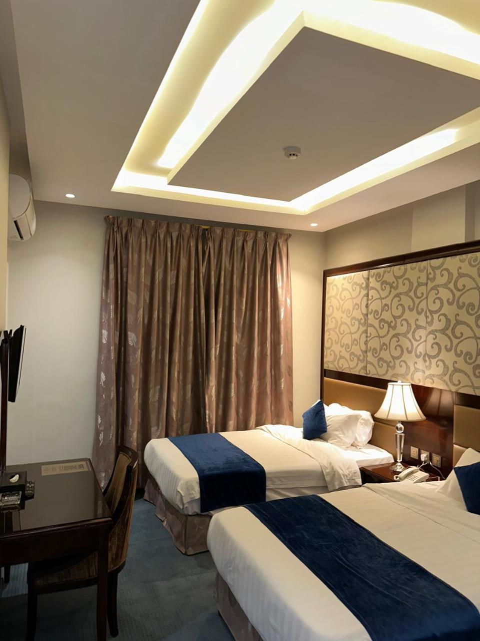 Double Room Private Bathroom