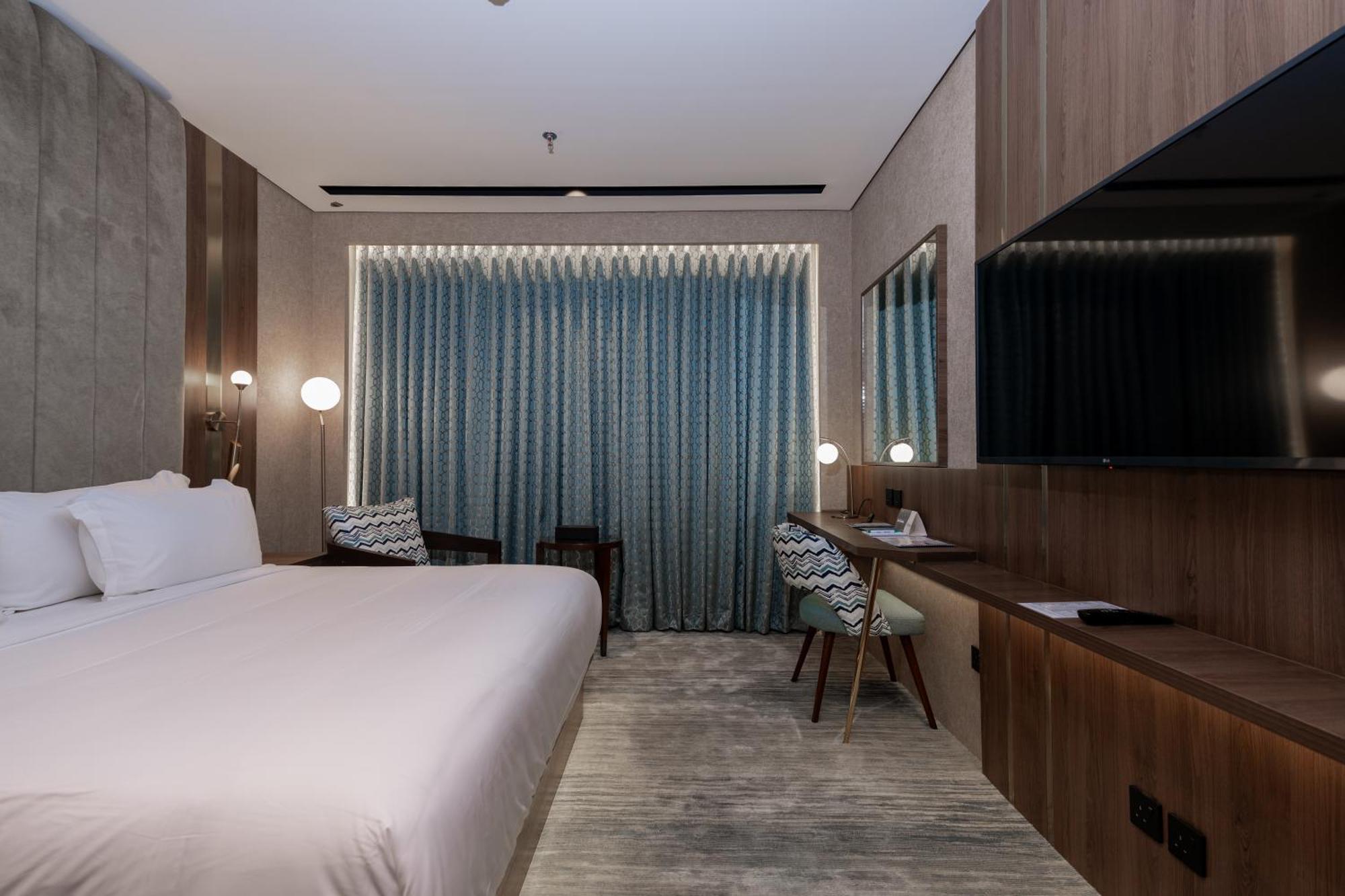 Two-Bedroom Suite City View