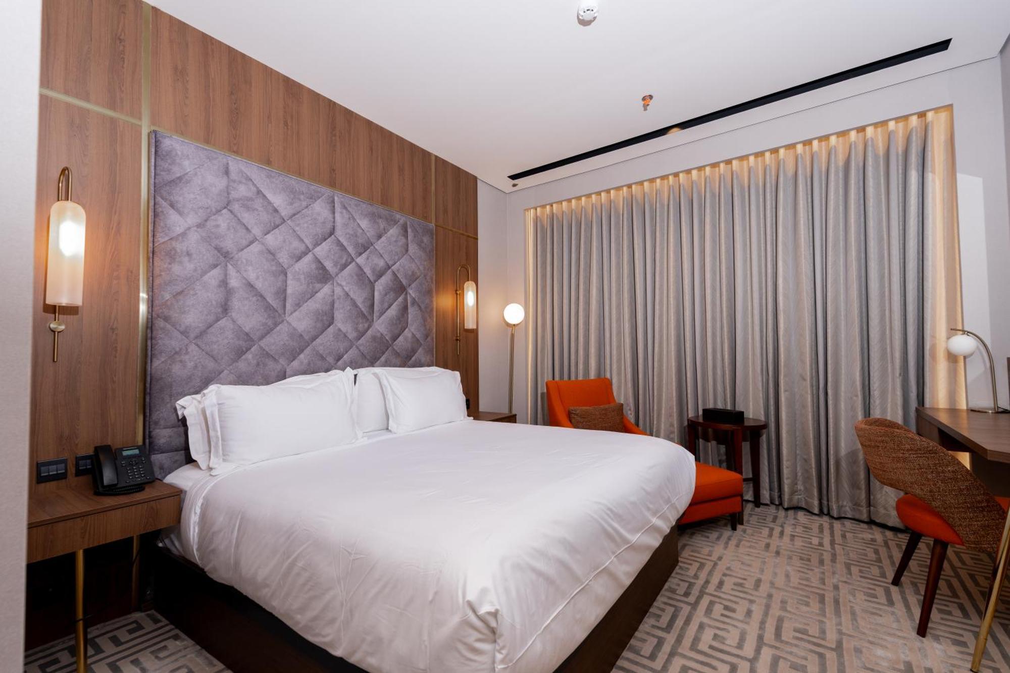 Two-Bedroom Suite City View