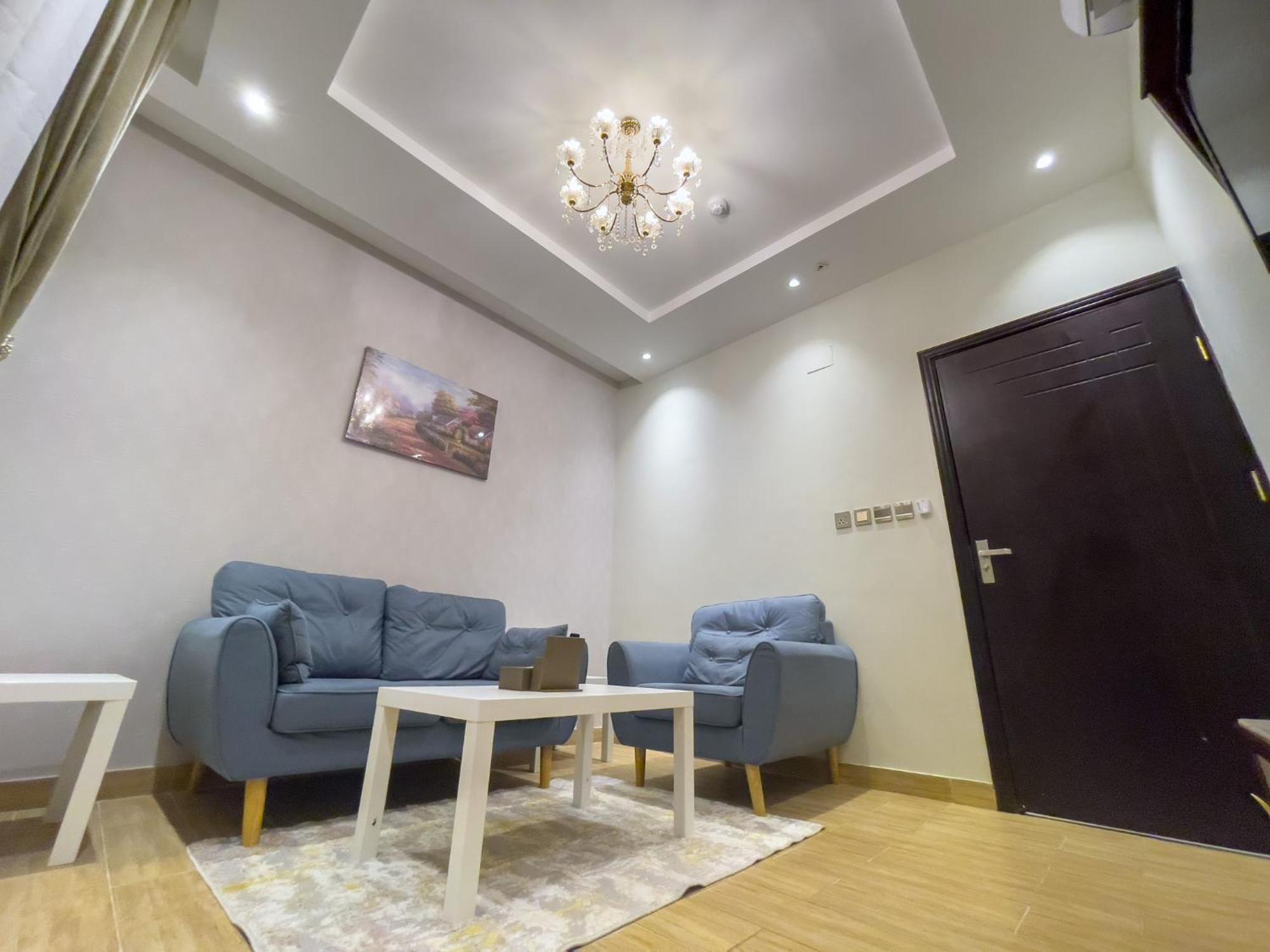 Superior King Suite
