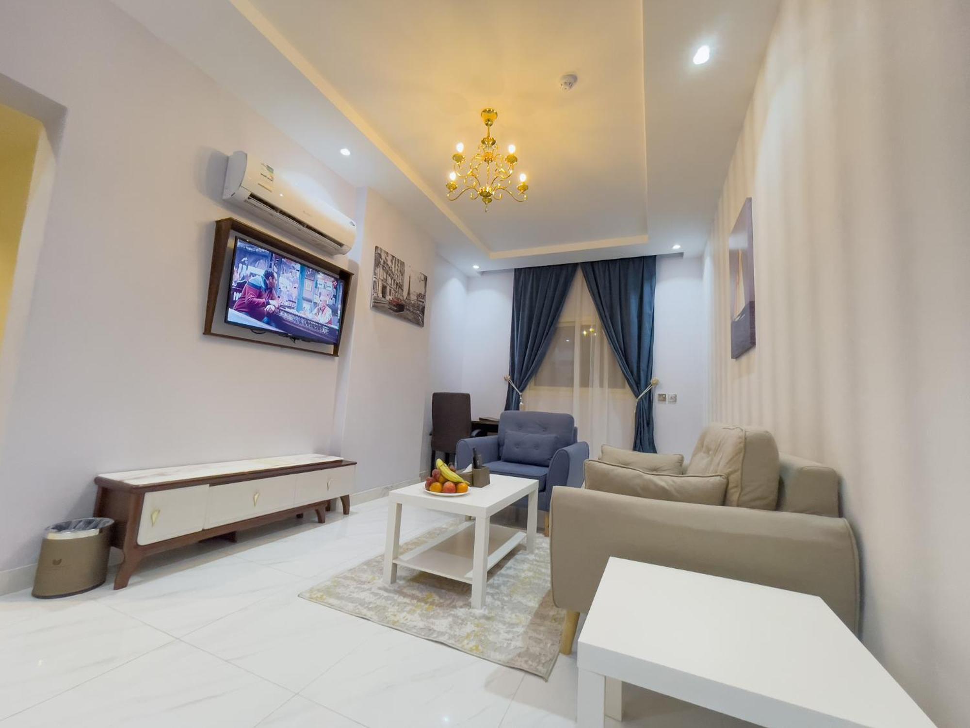 Superior King Suite