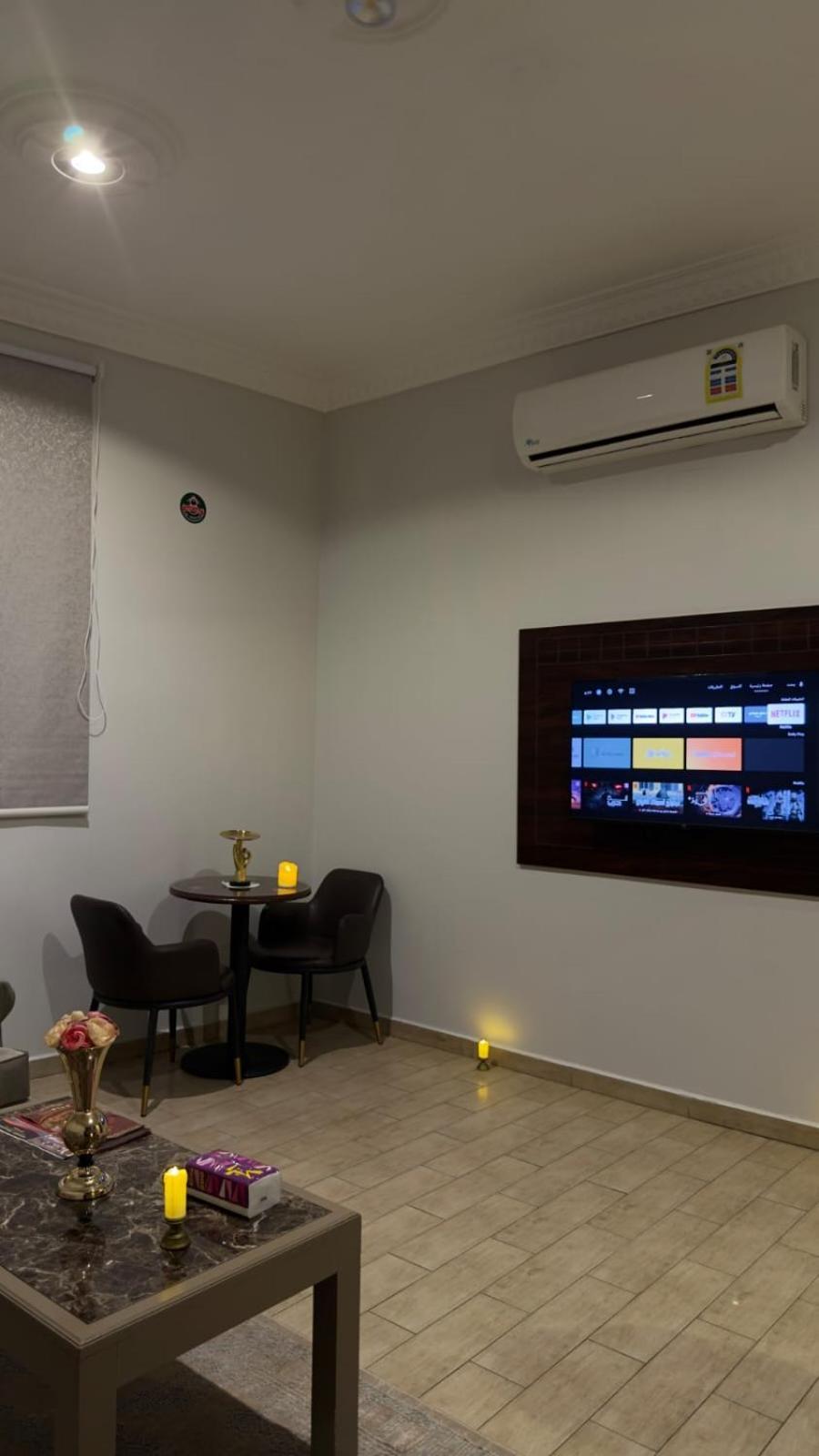 Deluxe Apartment