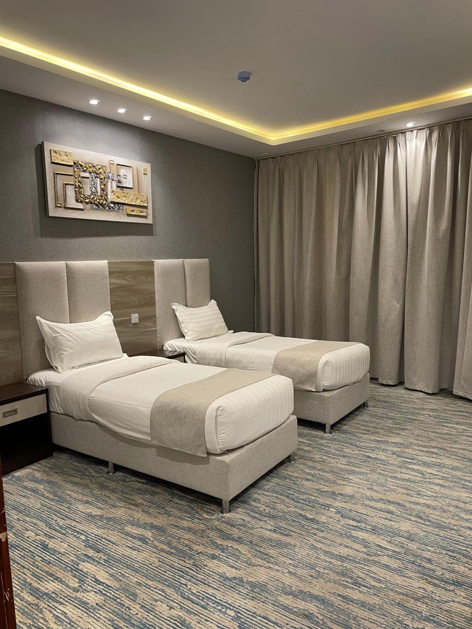 Deluxe Family Suite