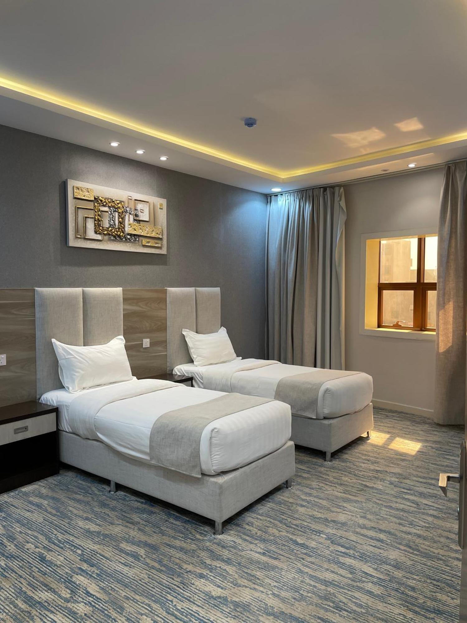 Deluxe Family Suite