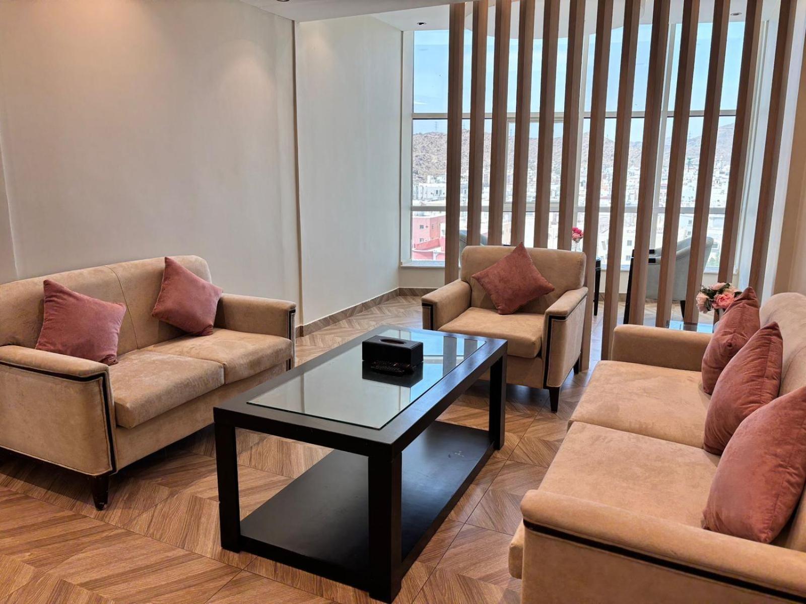 Suite City View