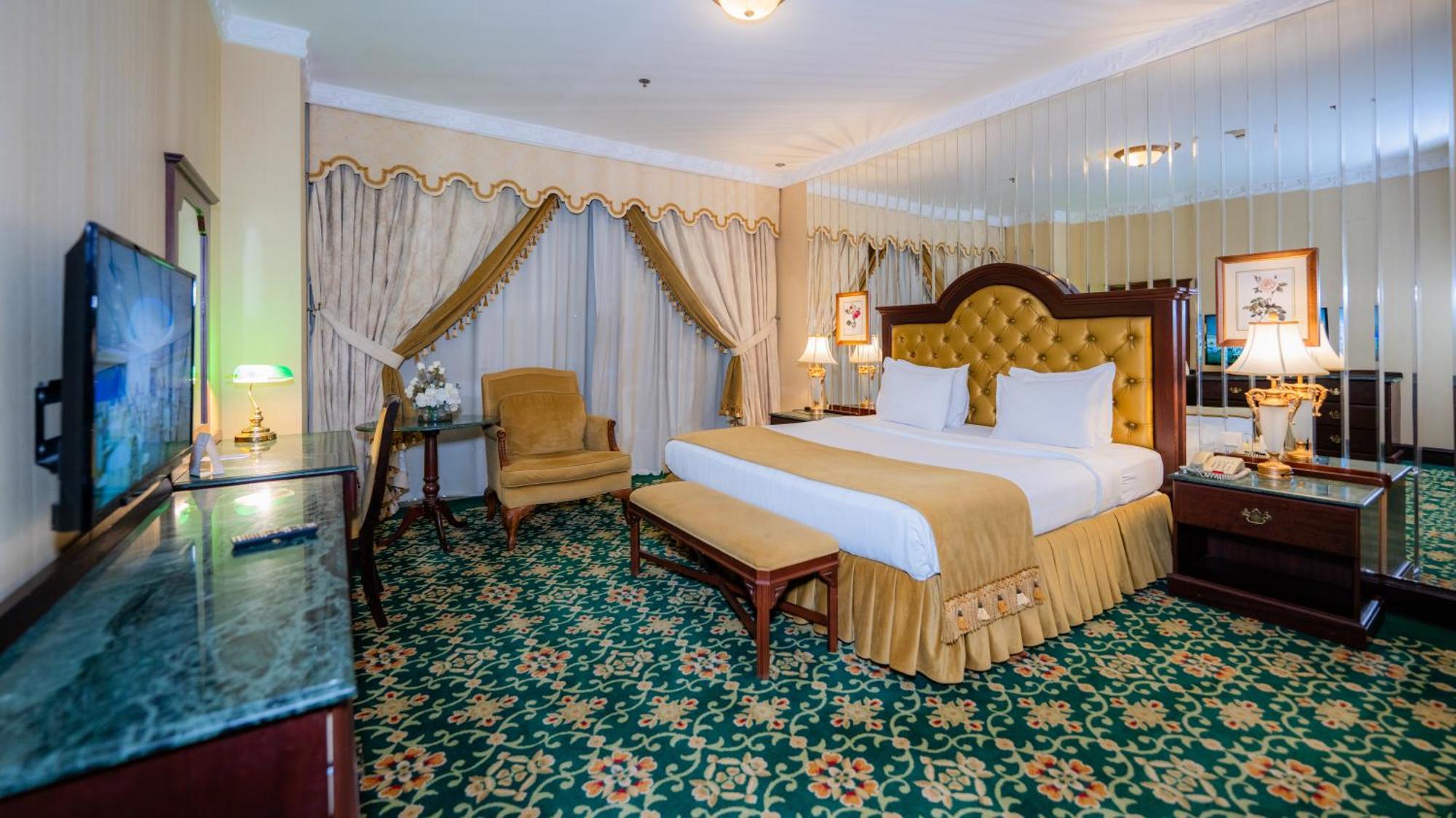 Premium King Suite