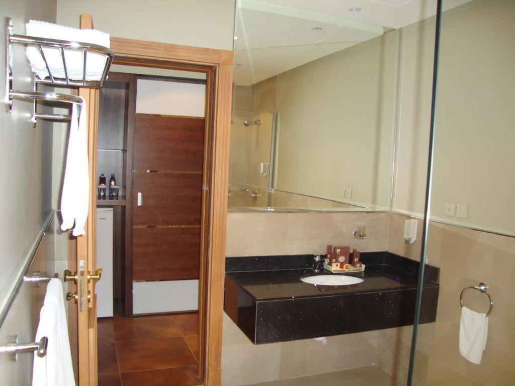 Deluxe one-bedroom