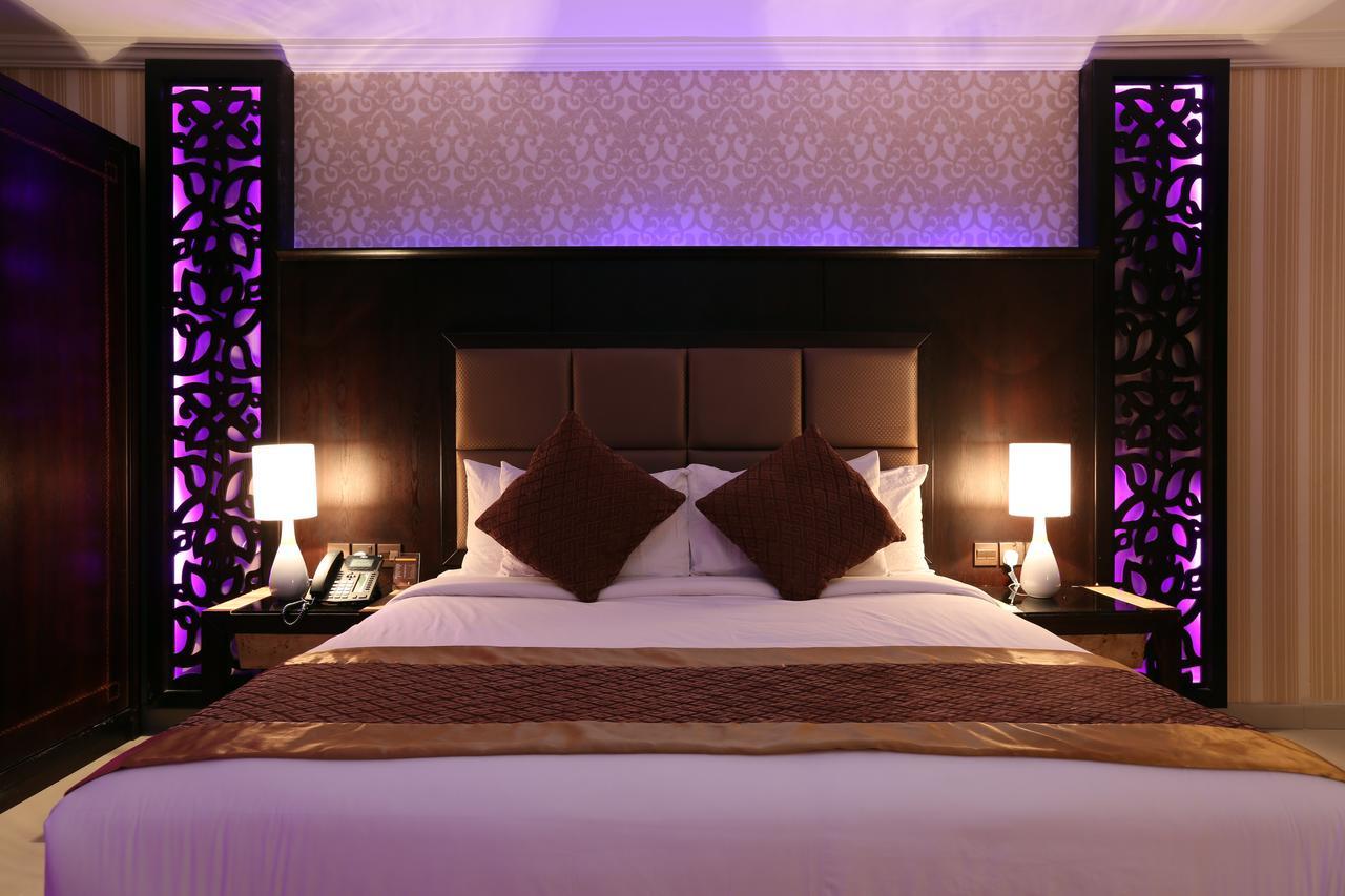 Queen Room Spa Bath