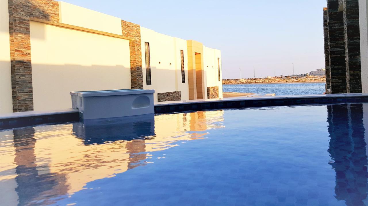 One-Bedroom Chalet Private Beach