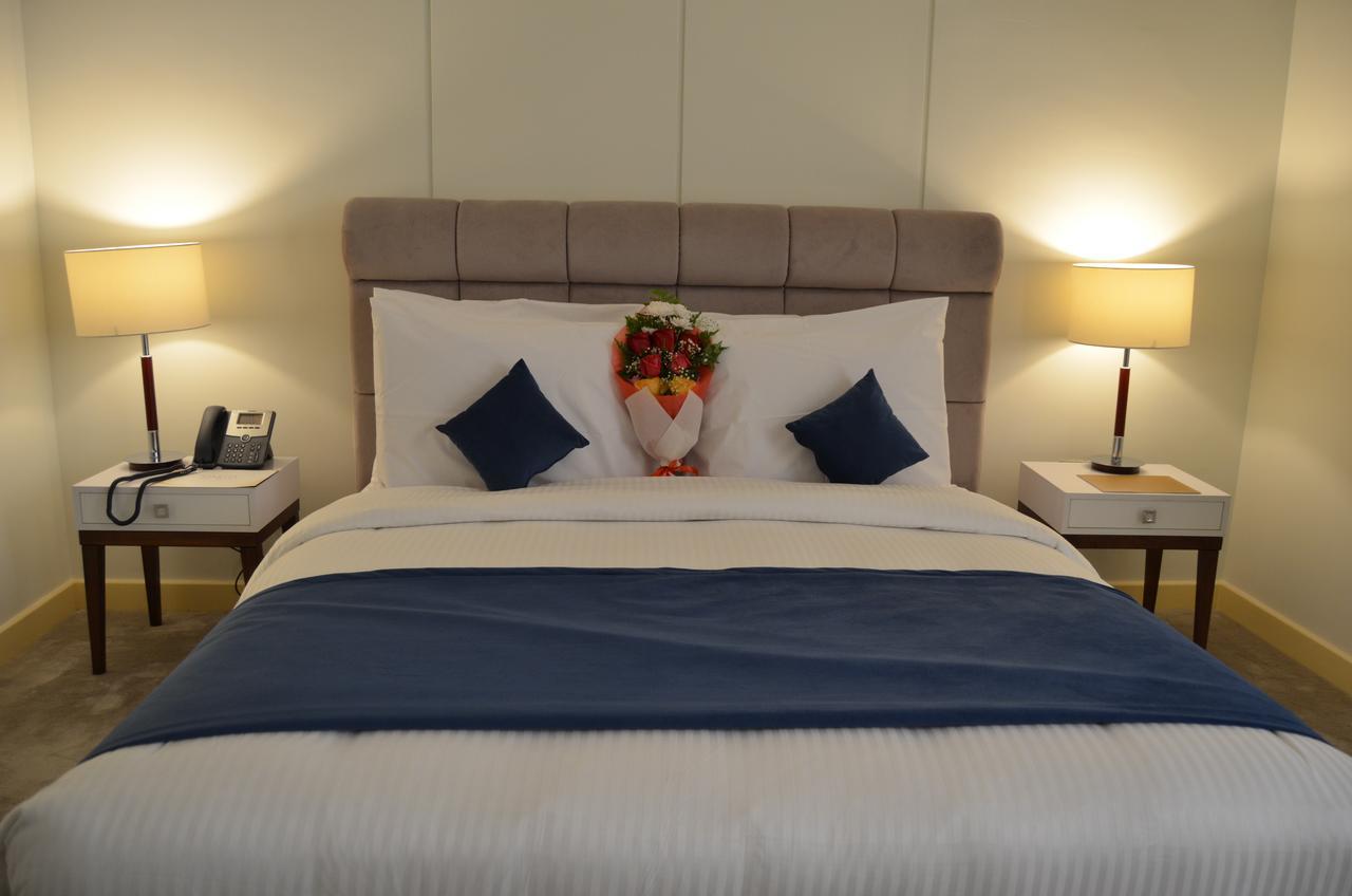 One-Bedroom Chalet Private Beach
