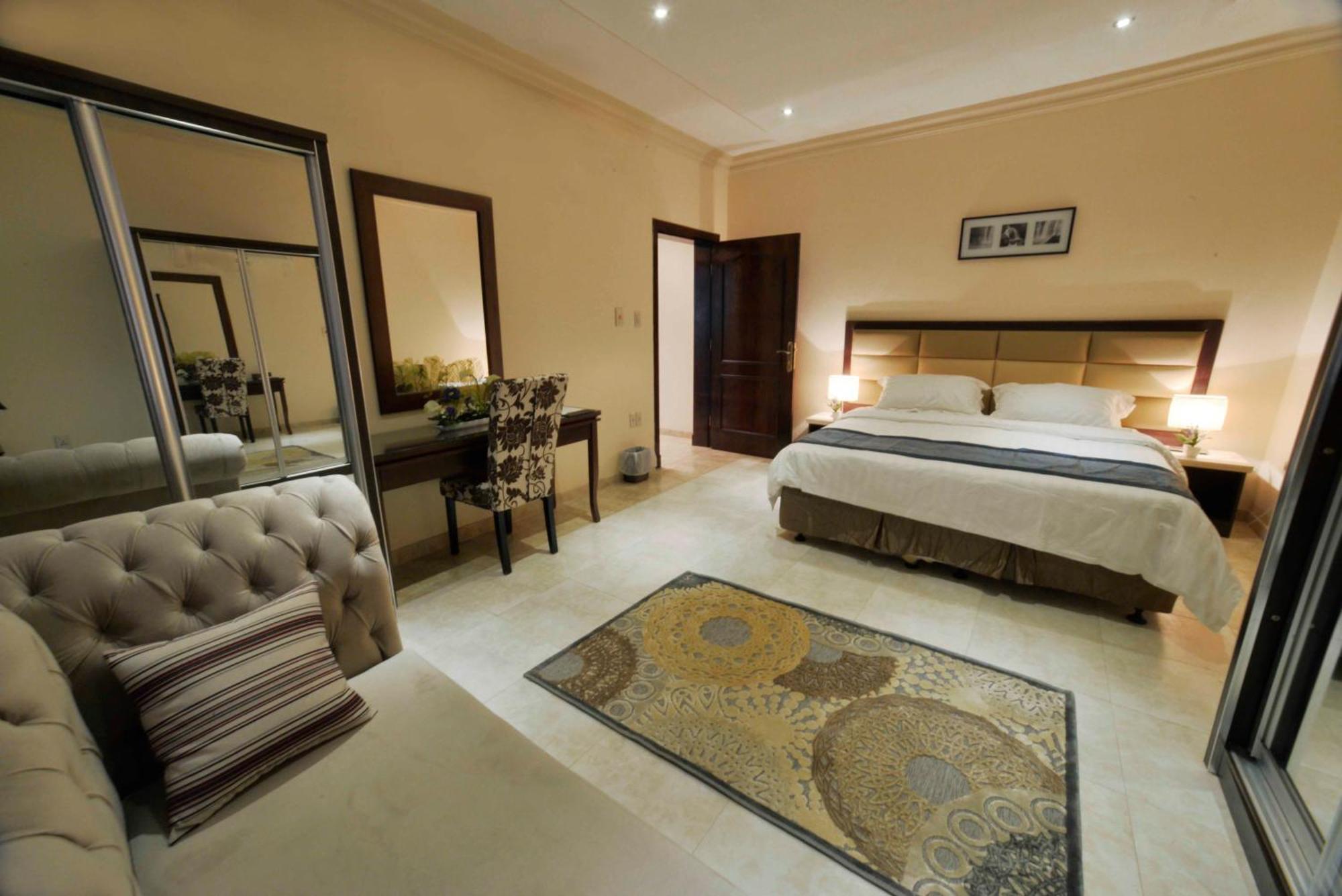 Deluxe Two-Bedroom Apartment