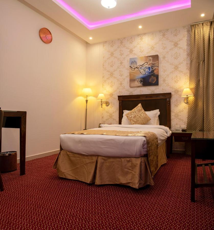 Single Room