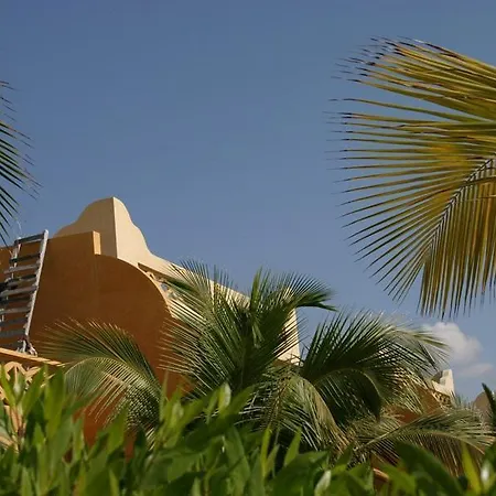 Lafontaine Lagoon Resort-3