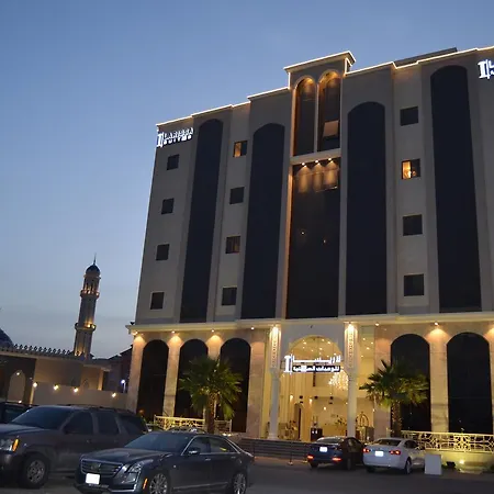 أجنحة لاريسا-3