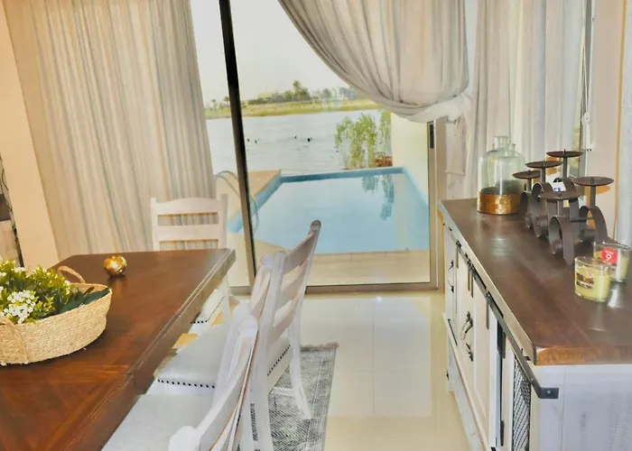 Amwaj Resort For Families Only
