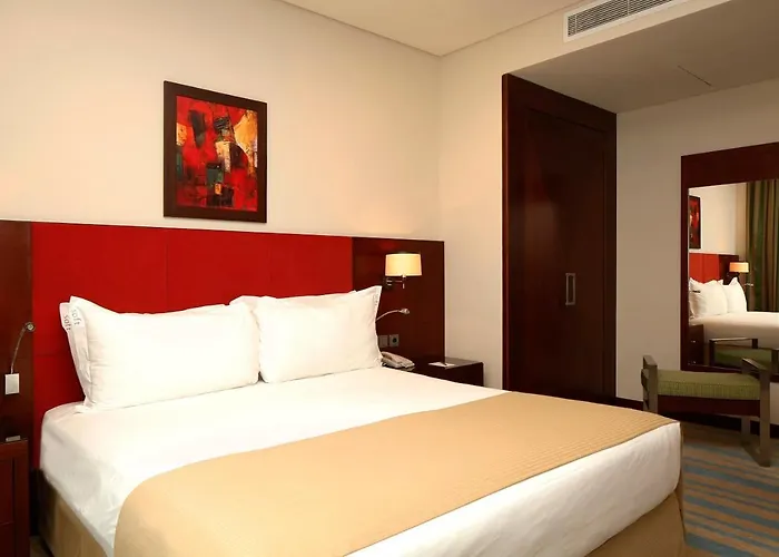 Hôtels à côté de Tour du Kingdom Centre