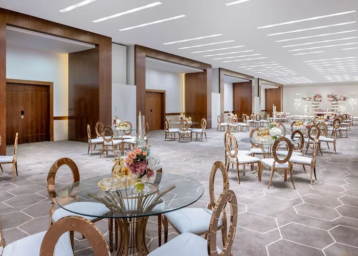 Doubletree By Hilton Jeddah - Alandalus Mall