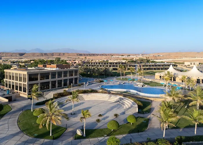 Royal L'Azure Resort