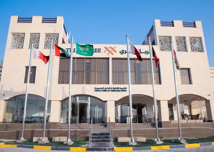 Triple Tree Serviced Apartments - الشجرة الثلاثية للشقق المخدومة