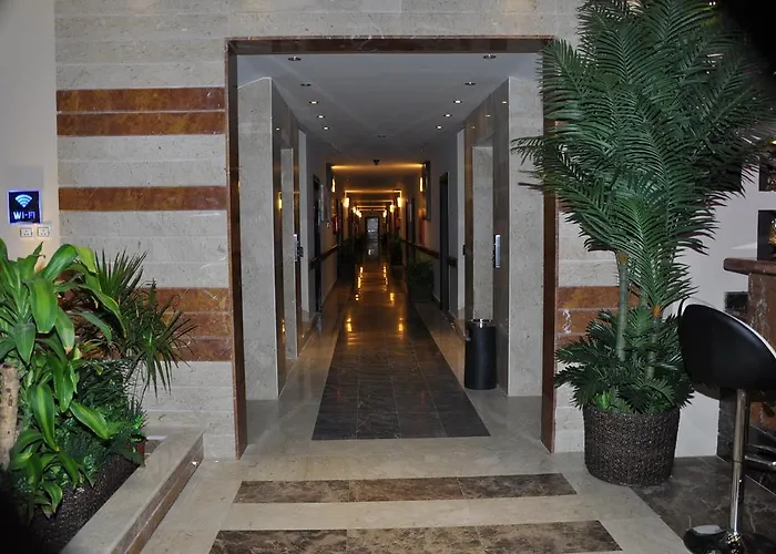 فندق البستان كراون 2